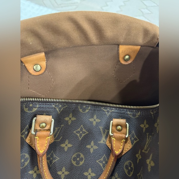 Louis Vuitton Speedy 35 Monogram handbag-EXCELLENT USED CONDITION! - Picture 11 of 12